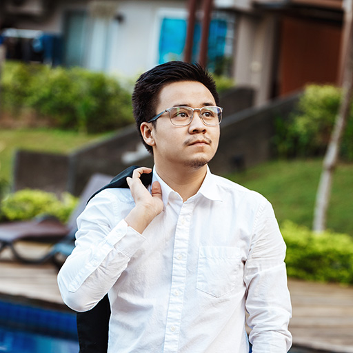 Concept Business - Handsome asian Business man ready to go for work